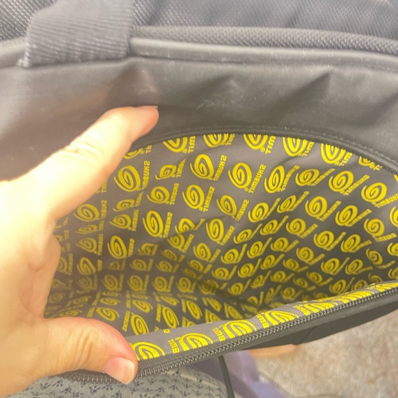 Timbuk2 Black Yellow Computer iPad Folder Bag - Picture 9 of 12